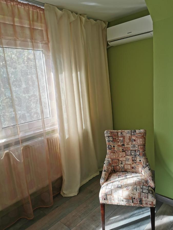 Chic Apartment Brăila Exterior photo